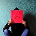Traurig: Social Media oft schuld an Depressionen (Foto: pixabay.com, PDPics) 