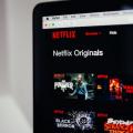 Streaming-Dienste wie Netflix profitieren gewaltig von der Corona-Krise (Bild: Unsplash/ Charles Deluvio) 