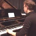 Pianist mit Tablet: App macht Gerät zu Orchester (Foto: nomadplay-app.com)