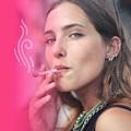 Rauchende Frau: Sie erhält weniger Matches beim Online-Dating (Foto: dua.com)